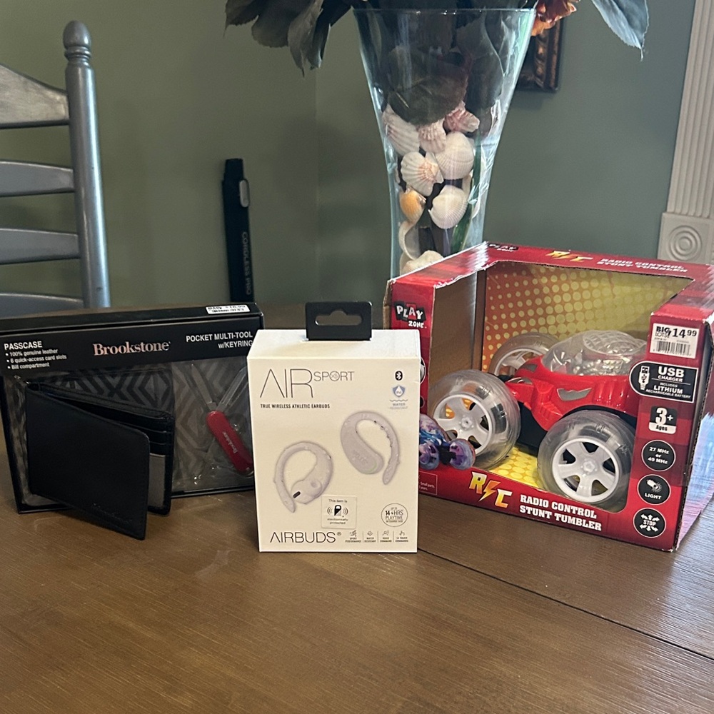 RC Stunt Car  and earbud Set Boy Gift Bundle for preteen teen and wallet set